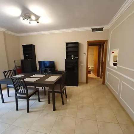 Golden Pineda Family Complex With Parking Apartment