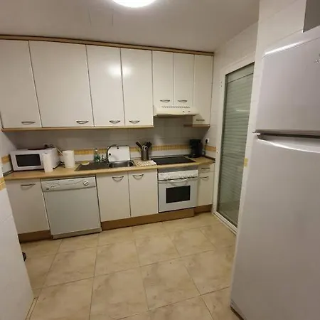 Golden Pineda Family Complex With Parking Apartment Salou