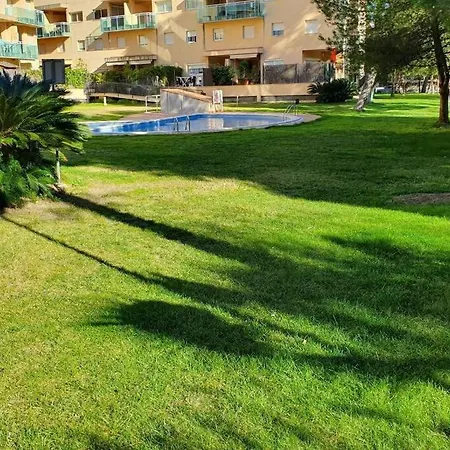 Golden Pineda Family Complex With Parking